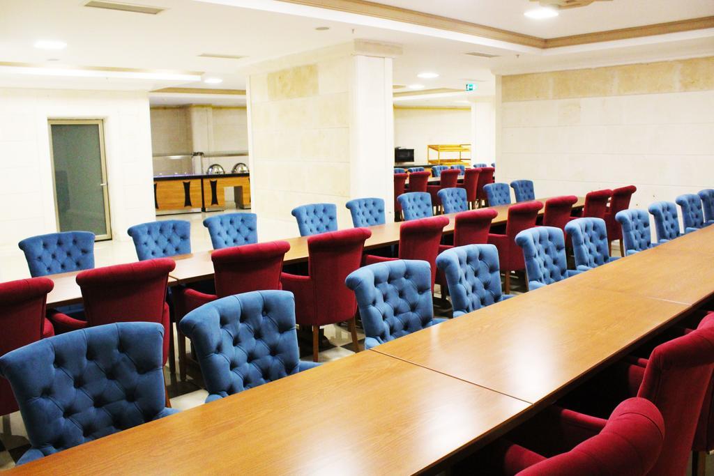 Отель Safa Royal Museum 3*
